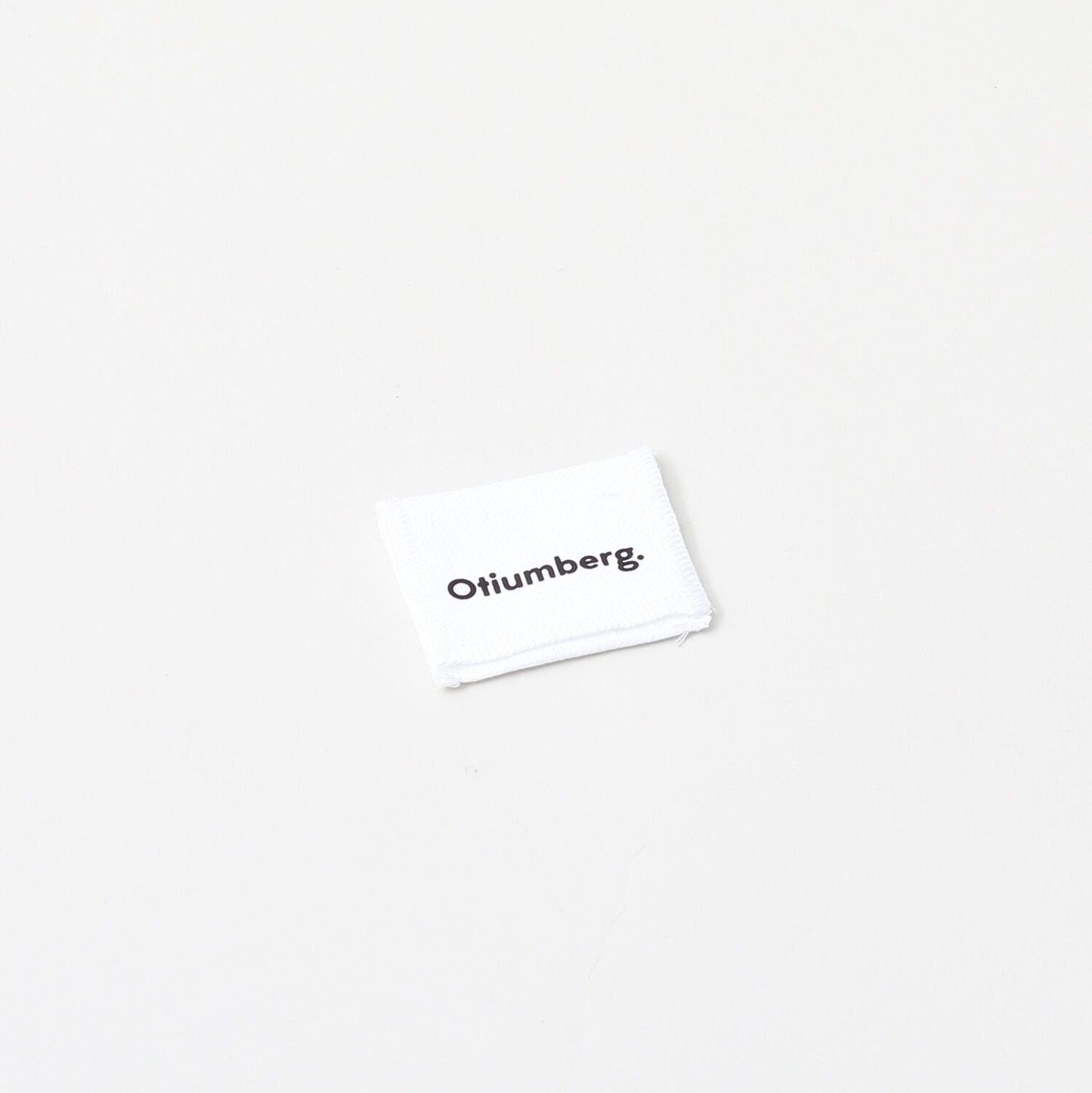 Otiumberg-Small Pouch