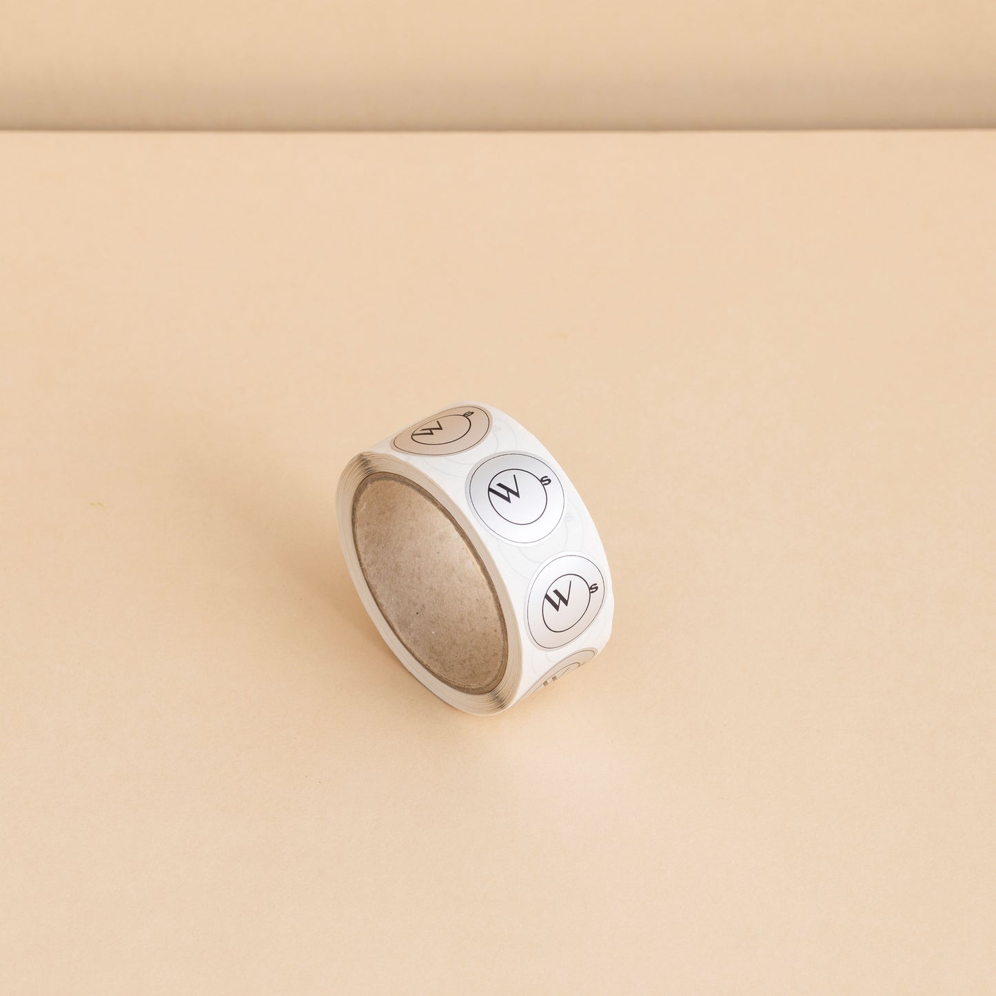 Wos Circle Label Silver