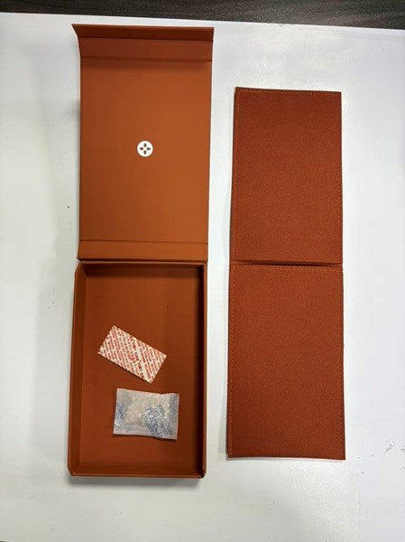 LUAH Large Box + Pouch
