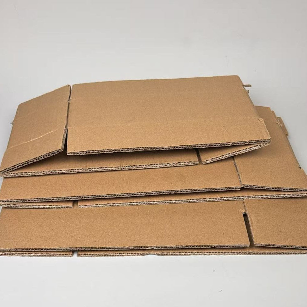 LUAH--Carton 180x110x320mm